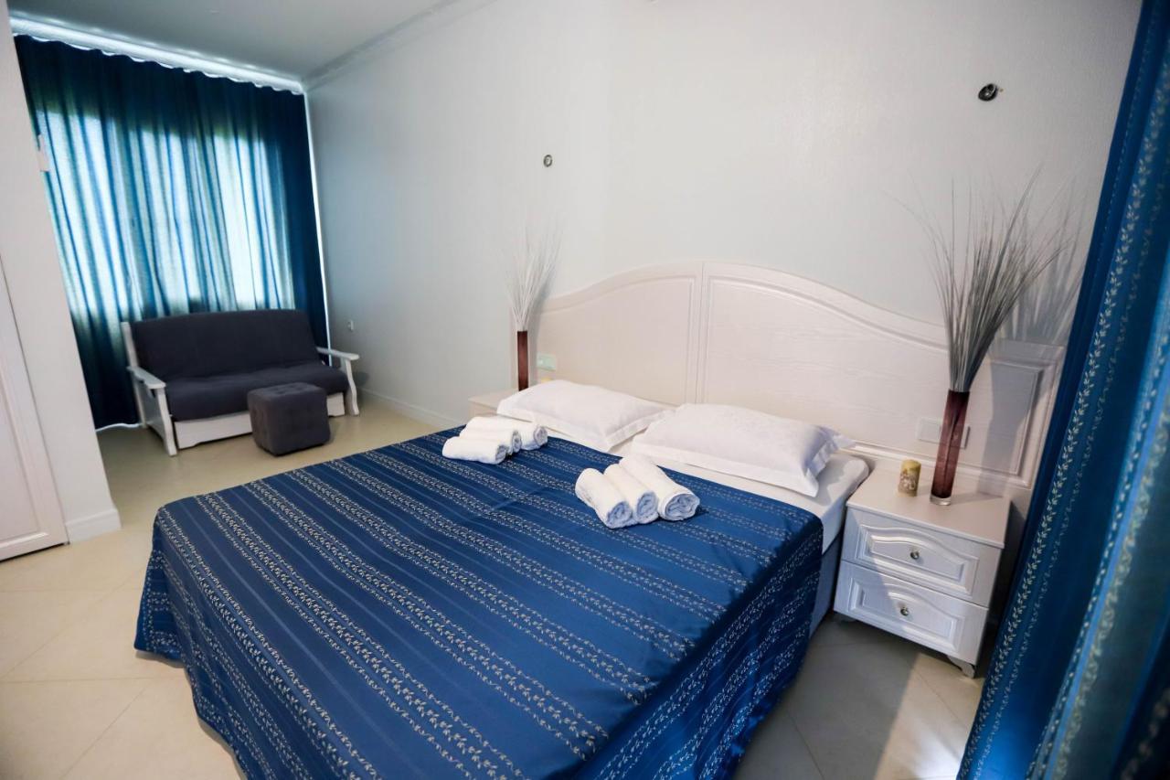 Hometel 4 Friends Gagra Exteriér fotografie