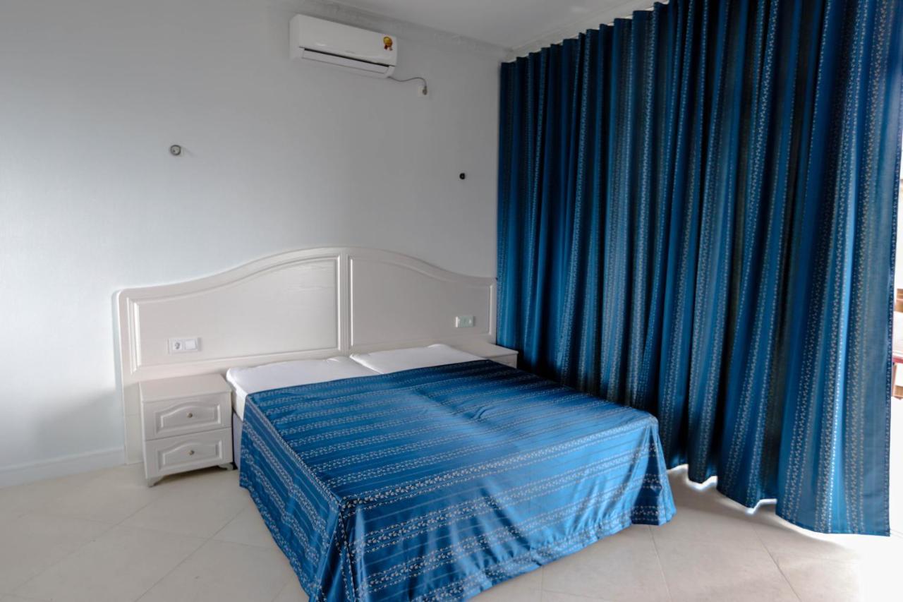 Hometel 4 Friends Gagra Exteriér fotografie