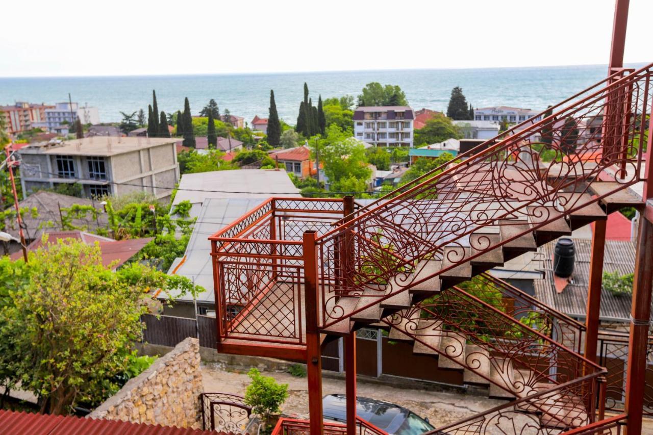 Hometel 4 Friends Gagra Exteriér fotografie
