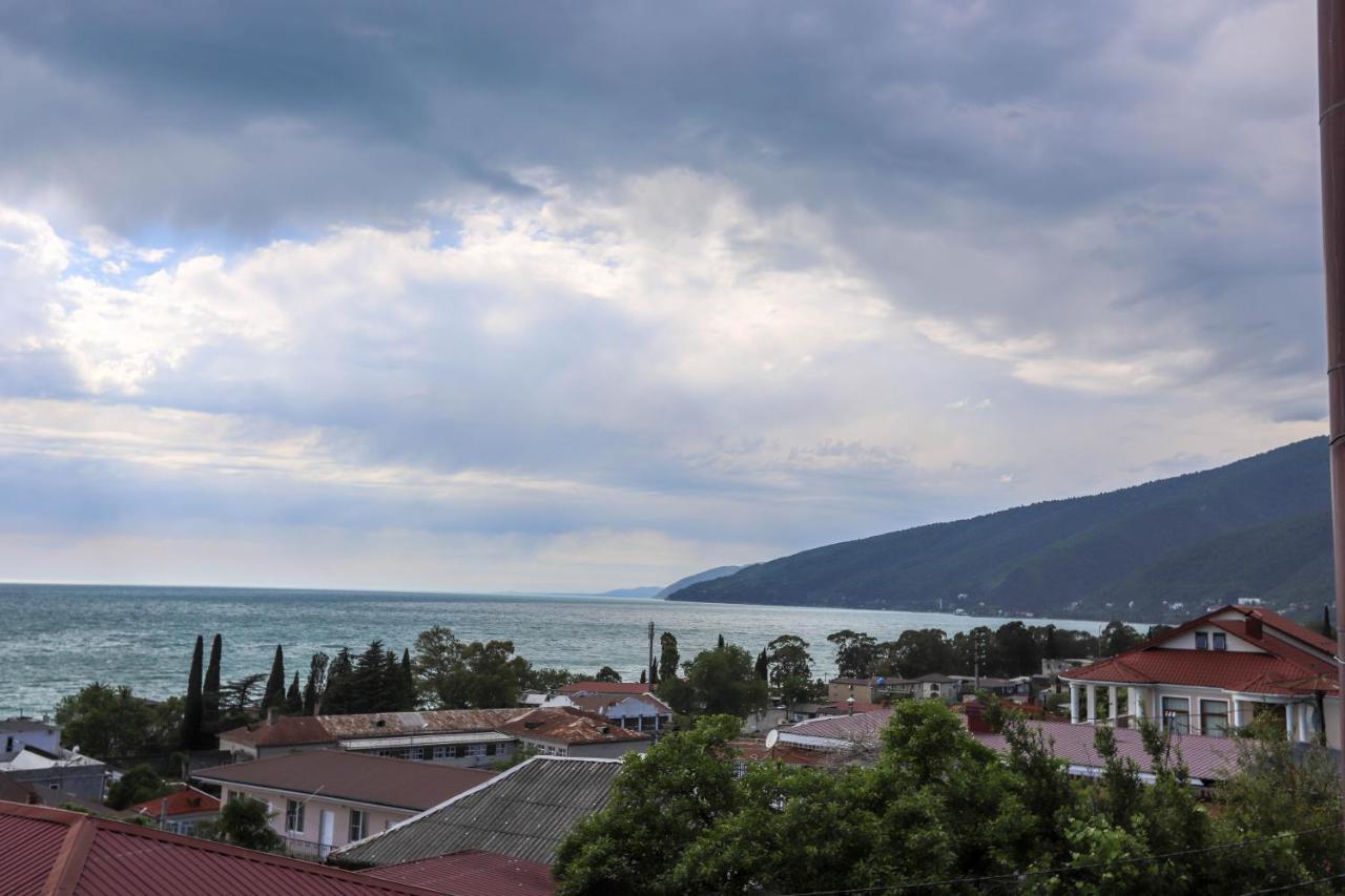 Hometel 4 Friends Gagra Exteriér fotografie